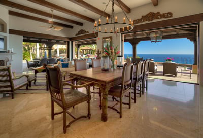 Luxury Villa Photo #16