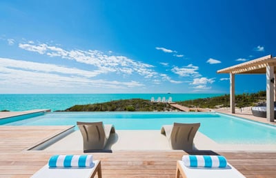 Luxury Villa Photo #3