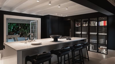 Luxury Villa Photo #34