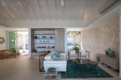 Luxury Villa Photo #23