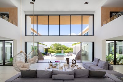 Luxury Villa Photo #27