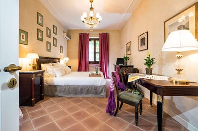 Luxury Villa Photo #28