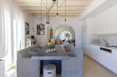 Luxury Villa Photo #27