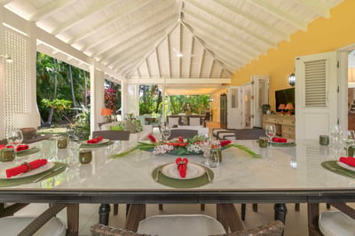 Luxury Villa Photo #13
