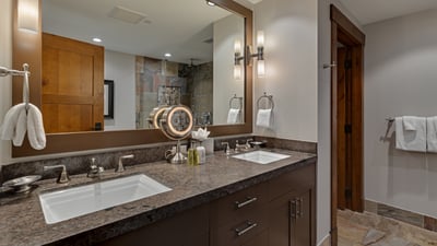 King ensuite