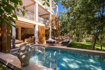 Luxury Villa Photo #4