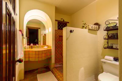 Luxury Villa Photo #15