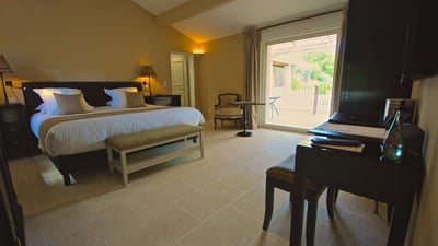 Luxury Villa Photo #8
