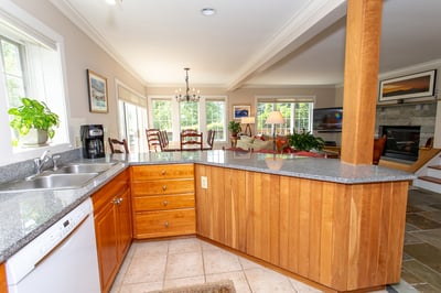 Luxury Villa Photo #6