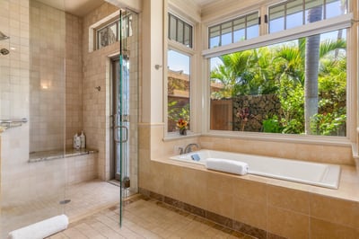 Luxury Villa Photo #37
