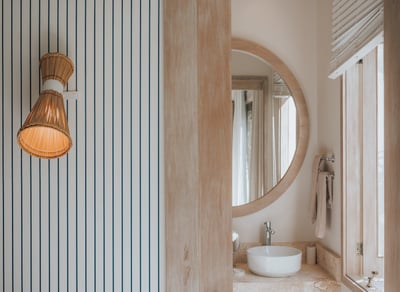 Luxury Villa Photo #30