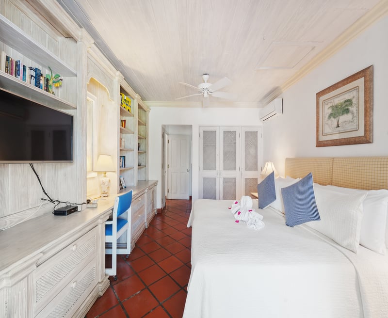 Emerald Beach 2 | Allamanda