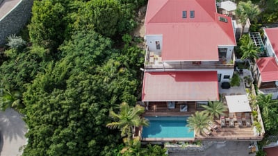 Luxury Villa Photo #4