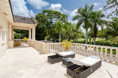 Luxury Villa Photo #4