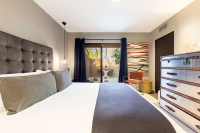 Luxury Villa Photo #40