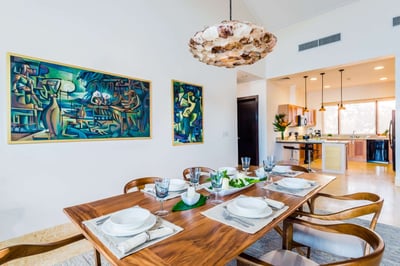 Luxury Villa Photo #6