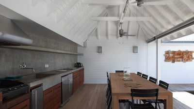 Luxury Villa Photo #17