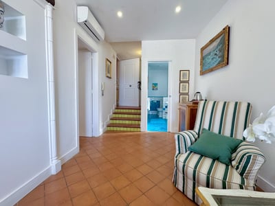 Luxury Villa Photo #28