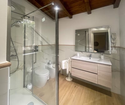 Luxury Villa Photo #38
