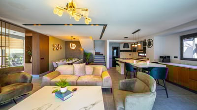 Luxury Villa Photo #15