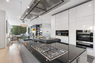 Luxury Villa Photo #27
