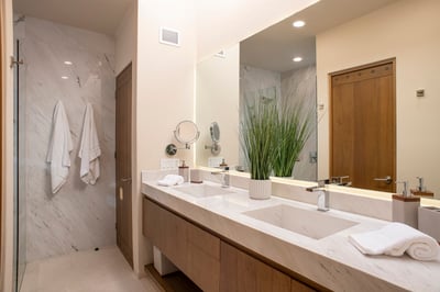 Luxury Villa Photo #24