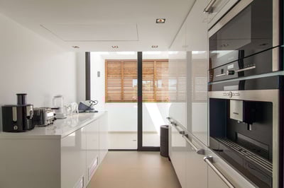 Luxury Villa Photo #13