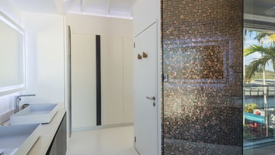 Luxury Villa Photo #42