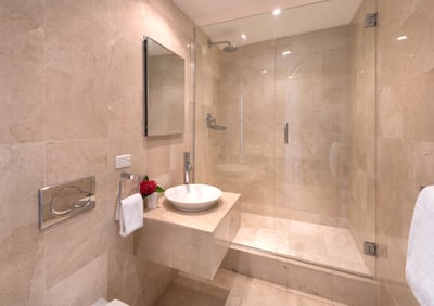 Luxury Villa Photo #7