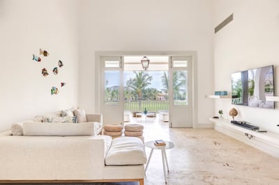 Luxury Villa Photo #31