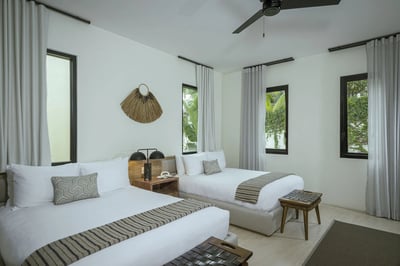 Luxury Villa Photo #26