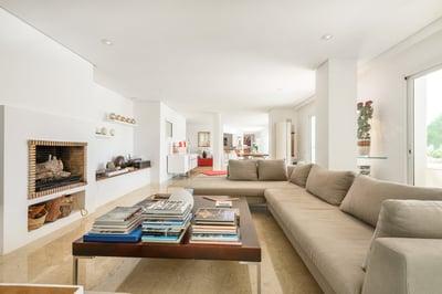 Luxury Villa Photo #32