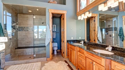Primary ensuite steam shower
