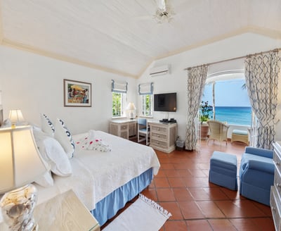 Luxury Villa Photo #8