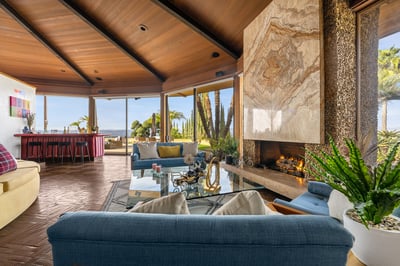 Luxury Villa Photo #13