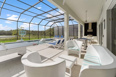Luxury Villa Photo #4