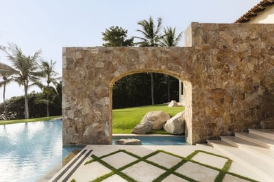 Luxury Villa Photo #9
