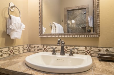 Luxury Villa Photo #17