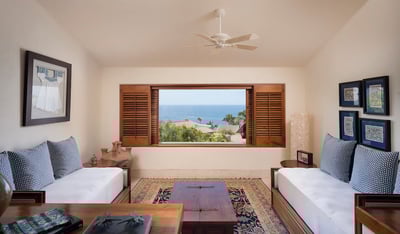 Luxury Villa Photo #23