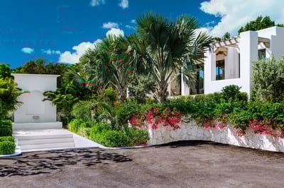 Luxury Villa Photo #7