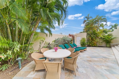 Luxury Villa Photo #7