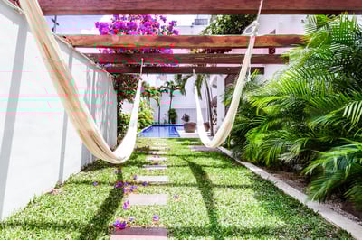 Luxury Villa Photo #4
