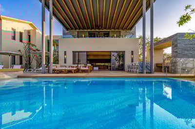 Luxury Villa Photo #2