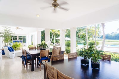 Luxury Villa Photo #7