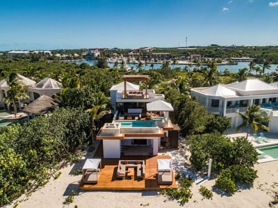 Luxury Villa Photo #3