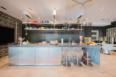 Luxury Villa Photo #35