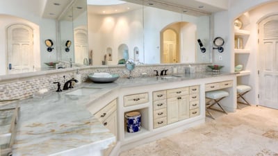 Luxury Villa Photo #40