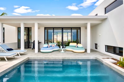 Luxury Villa Photo #11