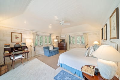 Luxury Villa Photo #33