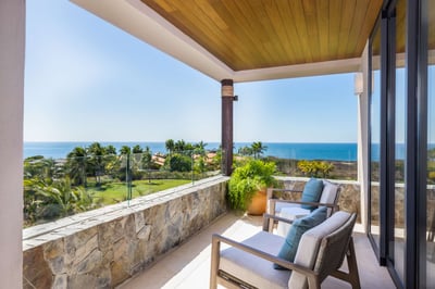 Luxury Villa Photo #2